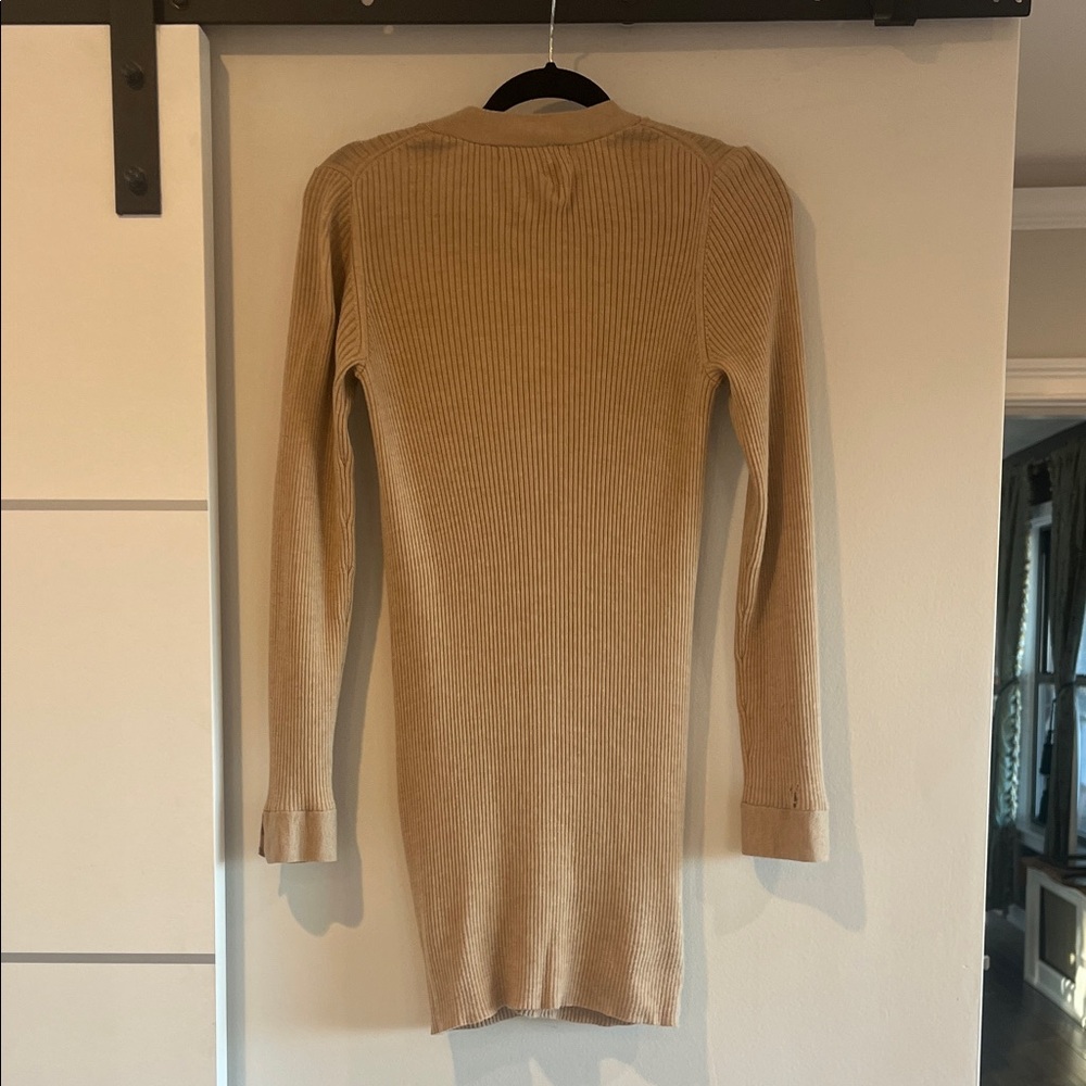 Banana Republic Camel Ribbed Button-Front Cardigan w/ Tie - Picture 4 of 7
